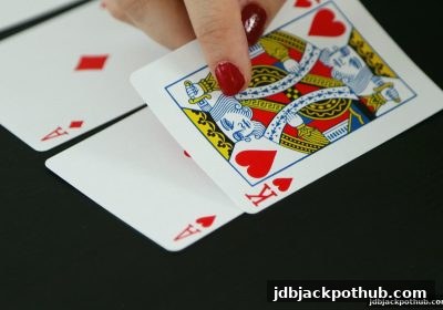 真人桌游规则易懂性全解析：jdb电子超级大奖带你轻松上手