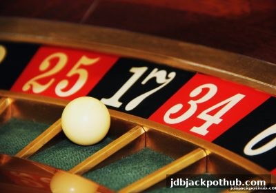极速赛车与幸运飞艇选号全攻略：玩转jdb电子超级大奖赢取丰厚回报
