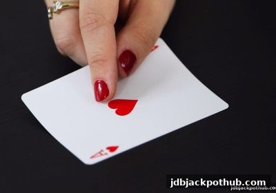 jdb电子超级大奖:深度拆解JJ斗地主与血战麻将的出牌制胜法则