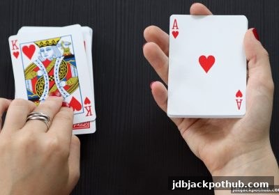 jdb电子超级大奖策略：边际收益如何成为棋牌游戏的理性决策基石