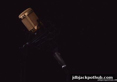 jdb电子超级大奖带你重温英超赛事直播精华：深度复盘与观赛新技法